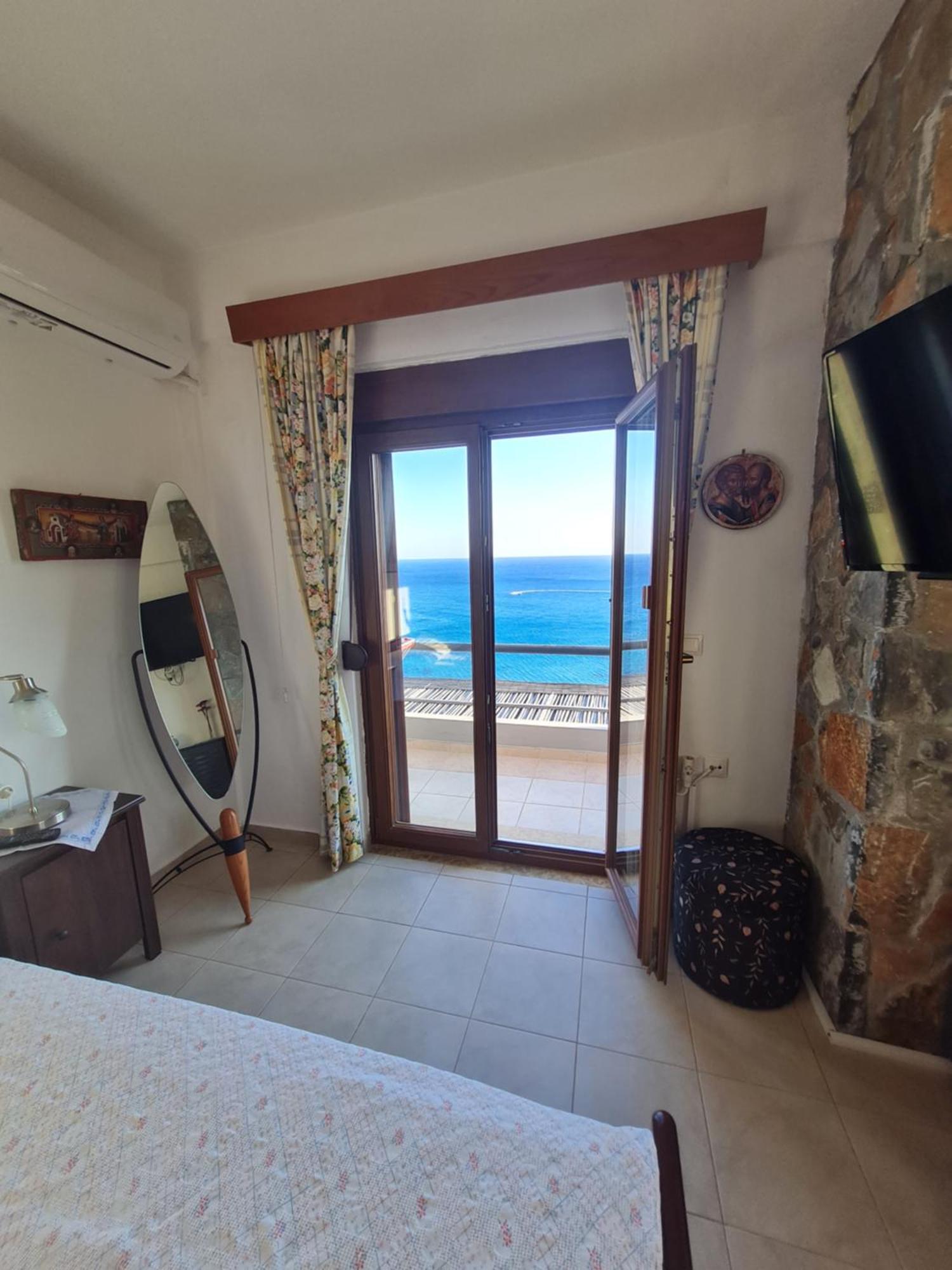 Villa Petrino Tsoútsouros Exterior foto